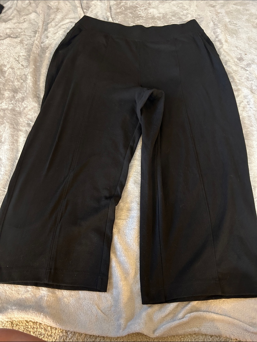 Pact airplane pintuck wide leg pants